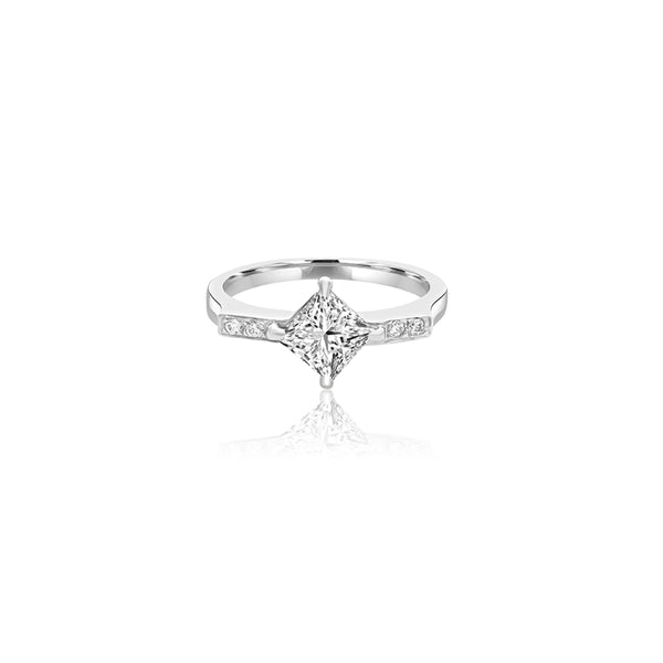 18K White Gold Agata Angled Princes Ring