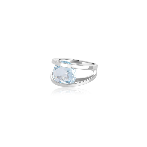 18K White Gold Leticia Oval Aqua Ring