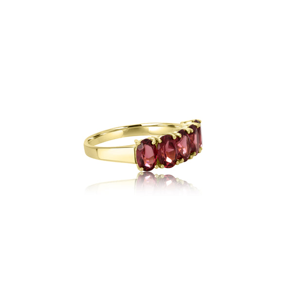 14K Yellow Gold Genuine Oval Garnet Ring