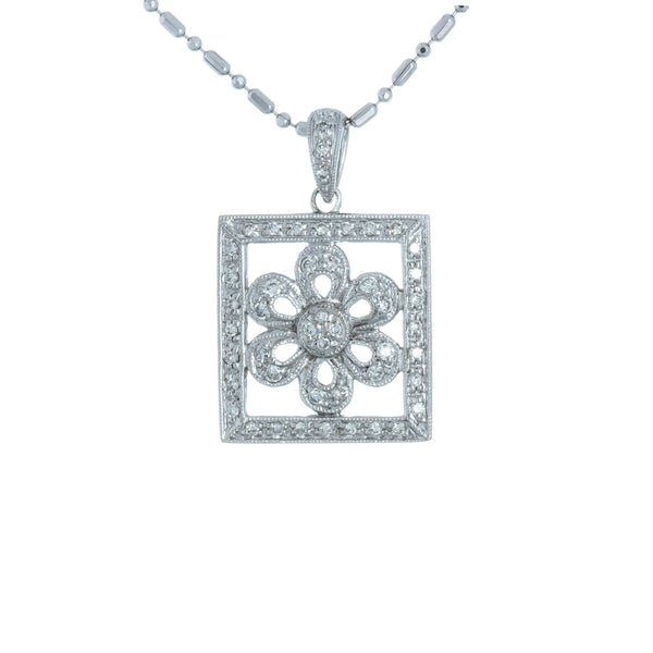 14k White Gold (0.20 Ct. Tw.) Diamond Daisy Necklace