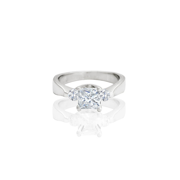 14k White Gold Princess Center Round Accent