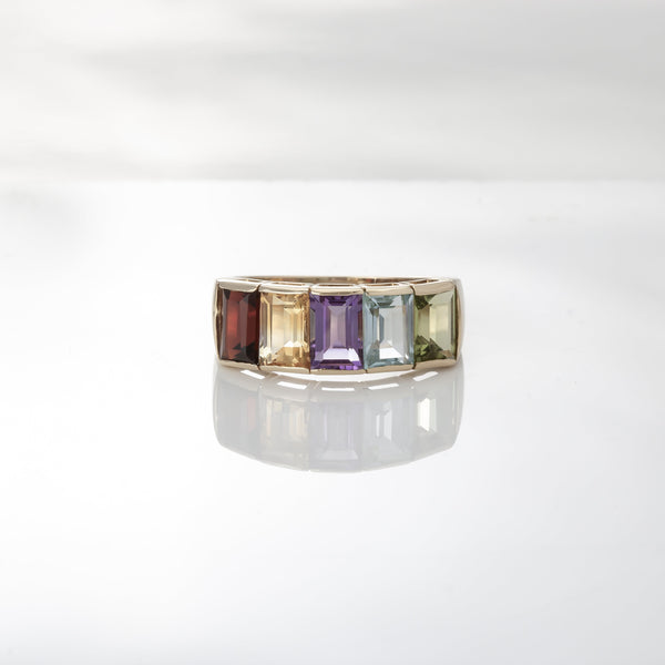 14k Yellow Gold Emerald Stone Ring